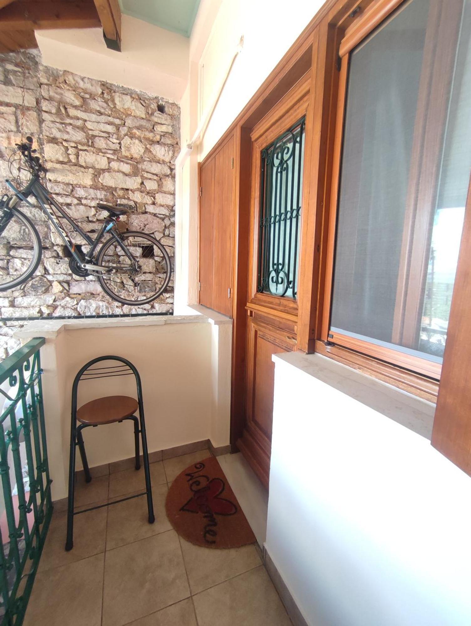 Ξενώνας Μυρτώ Andritsaina Exterior foto